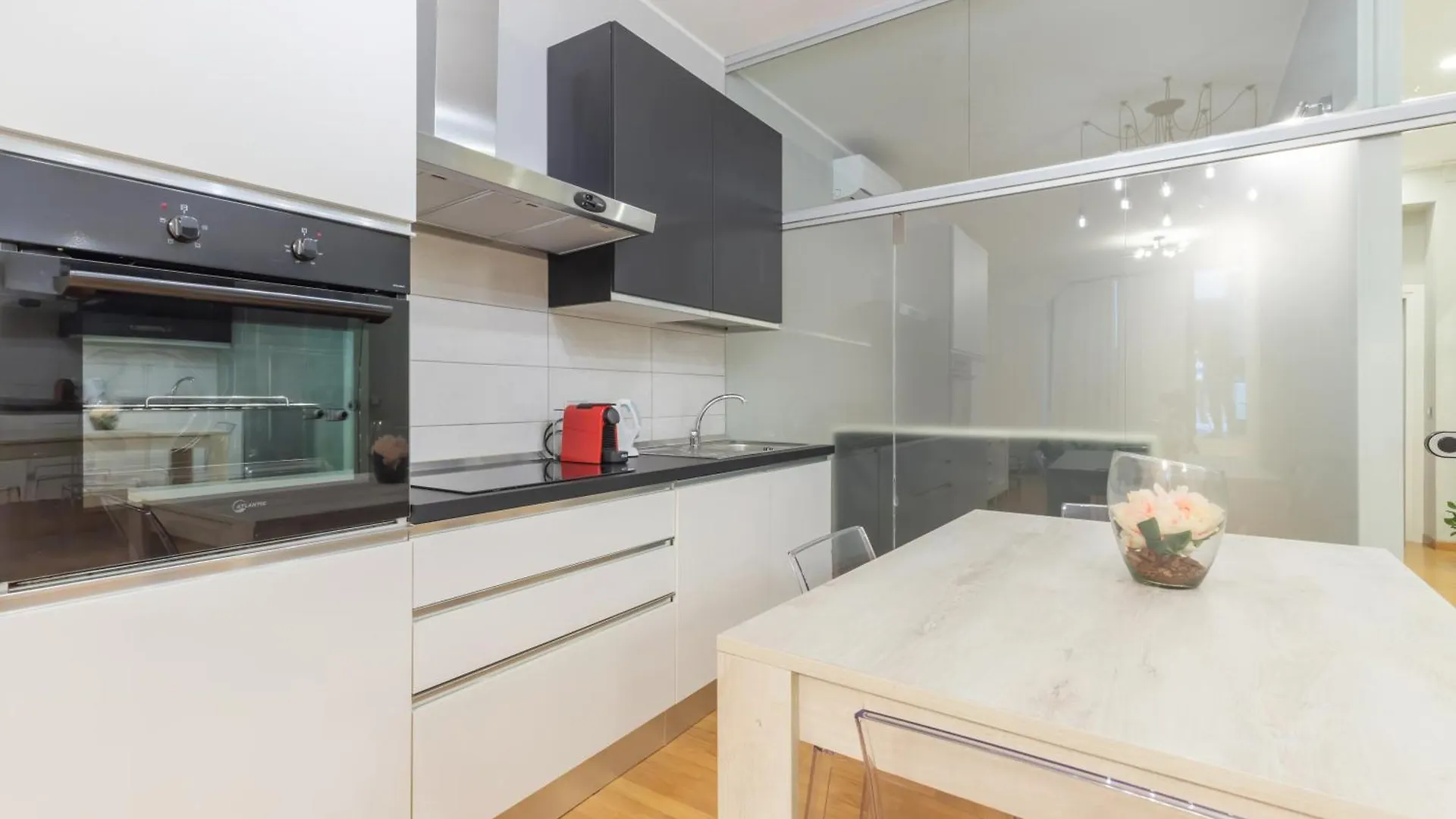 Apartment 2 Suite Con 2 Bagni Privati - De Angeli Suites Milan